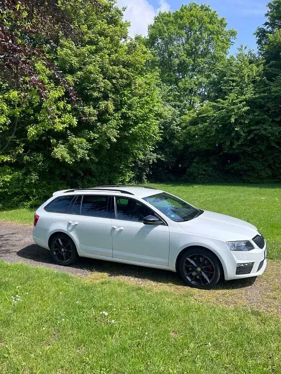 Gebraucht Skoda Octavia RS 184 PS (135 kW) 2015 Weiß Kombi