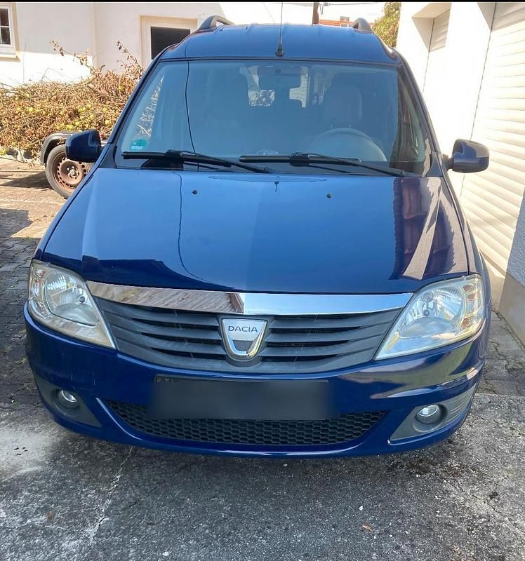 Blau Gebraucht 2009 Dacia Logan Limousine | 2.290 € (Fairer Preis) - Bild 1/4