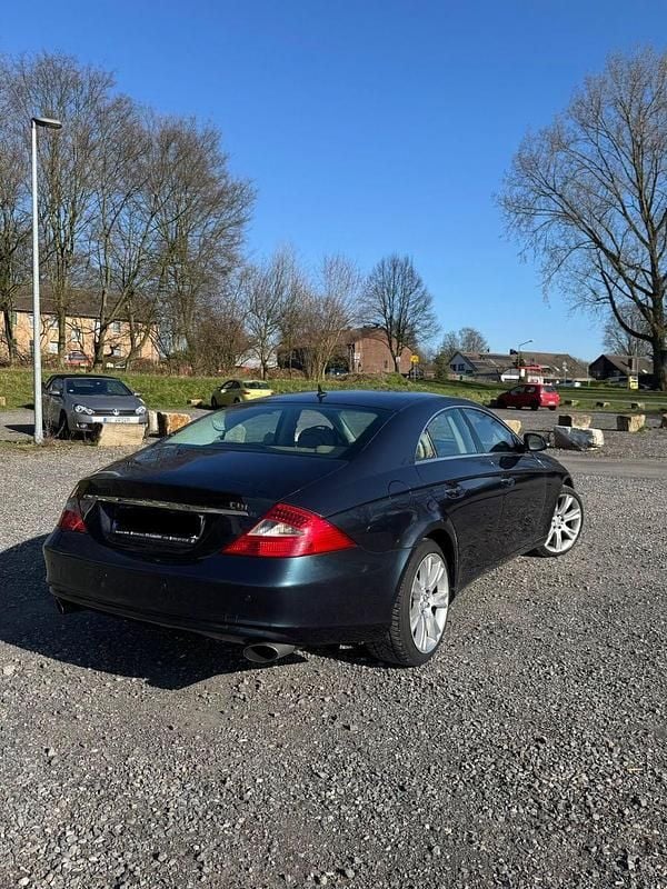 Gebraucht Mercedes CLS320 224 PS (164 kW) 2007 Schwarz Coupé