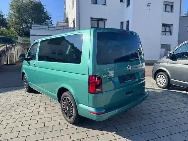 Usado VW Multivan 150 HP (110 kW) 2020 Andere Monovolume