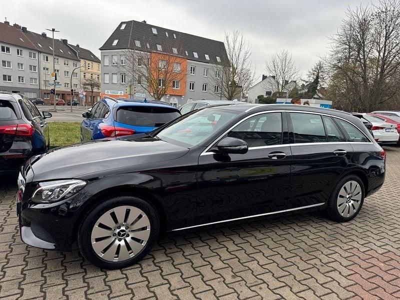 Gebraucht Mercedes C350e 279 PS (205 kW) 2016 Schwarz Kombi