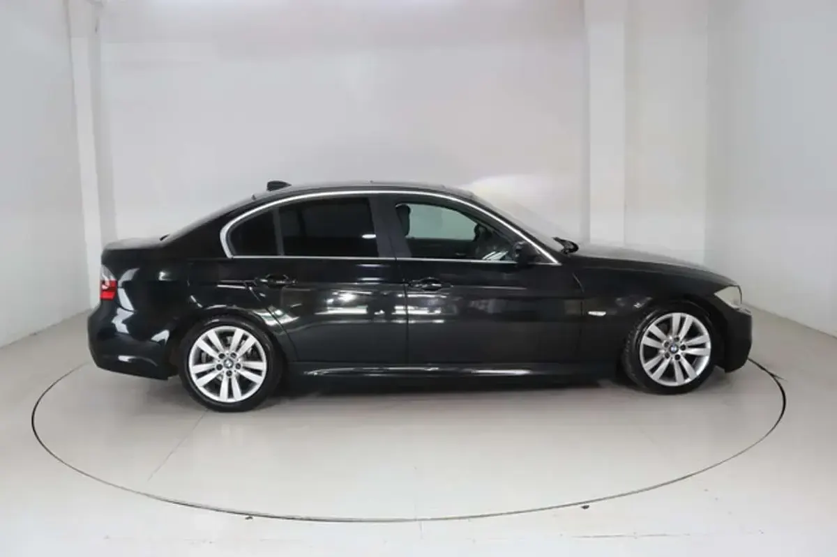 Używany BMW 325 Performance 218 KM (160 kW) 2006 Czarny Sedan/Limuzyna