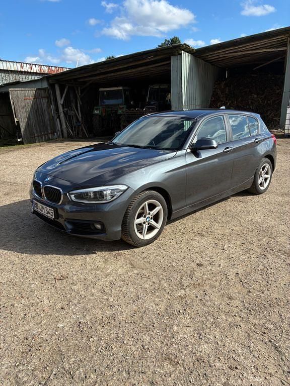 Gebraucht BMW 120 190 PS (139 kW) 2016 Grau Kleinwagen