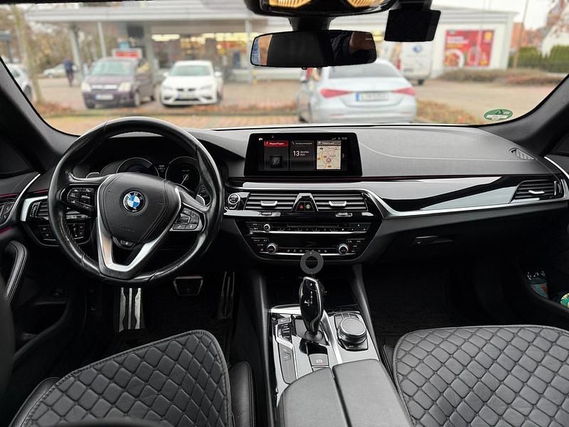 Gebraucht BMW 530 Sport Line 265 PS (194 kW) 2018 Weiß Kombi