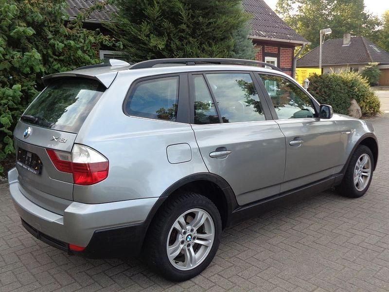 Grau Gebraucht 2007 BMW X3 Sport Line SUV | 4.600 € (Superpreis) - Bild 1/4