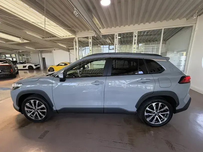 Gebraucht Toyota Corolla Cross Team 197 PS (144 kW) 2024 Cement grey SUV