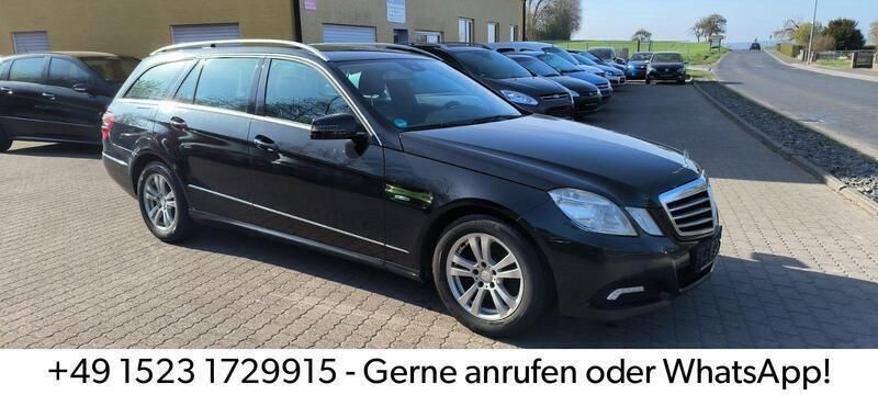 Schwarz Gebraucht 2010 Mercedes E350 Kombi | 4.900 € (Guter Preis) - Bild 1/4