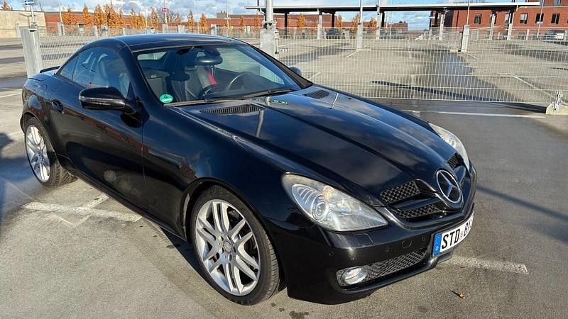 Schwarz Gebraucht 2008 Mercedes SLK200 Sport Edition Cabrio | 10.950 € (Fairer Preis) - Bild 1/4