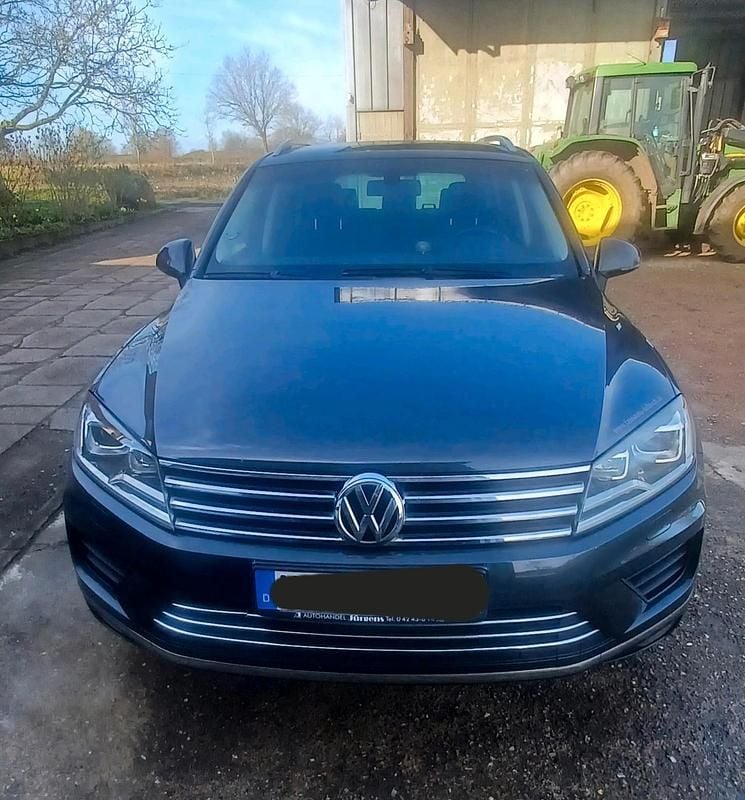 Gebraucht VW Touareg Terrain Tech 262 PS (192 kW) 2016 Grau SUV