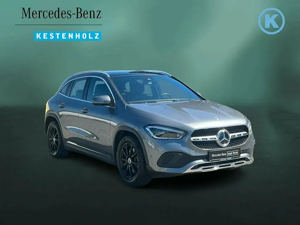 Gebraucht Mercedes GLA220 Progressive 190 PS (139 kW) 2021 Mountaingrau SUV