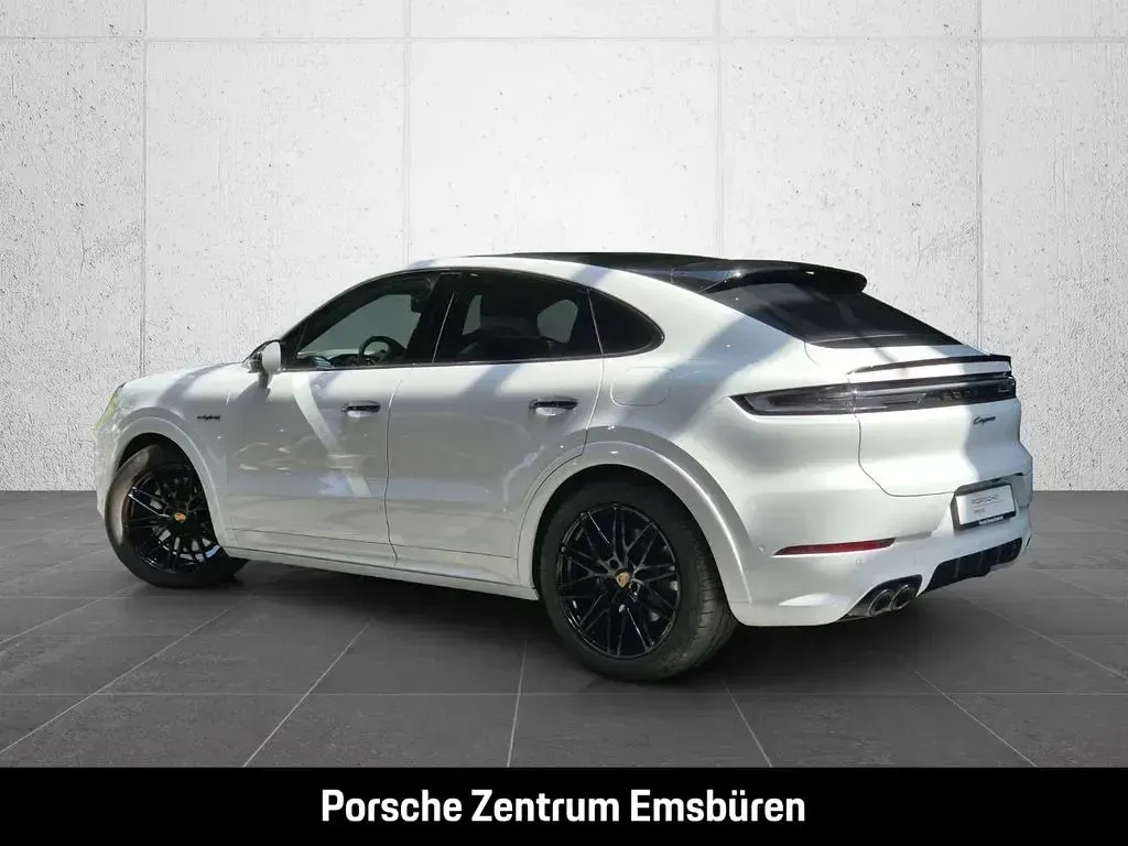 Gebraucht Porsche Cayenne E-Hybrid Coupe 470 PS (345 kW) 2024 Carraraweißmetallic SUV