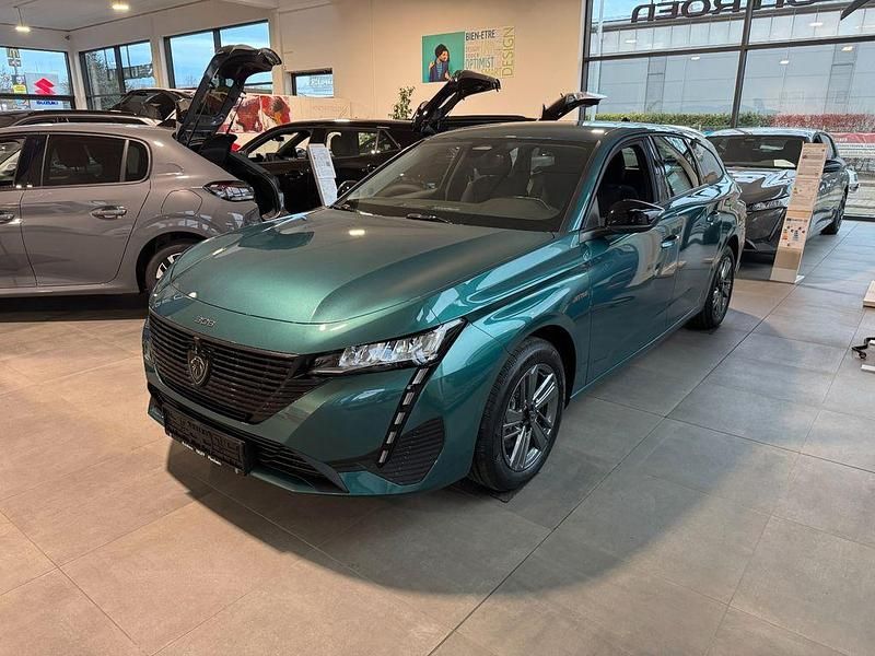 Blau Gebraucht 2025 Peugeot 308 Style Kombi | 28.900 € - Bild 1/4