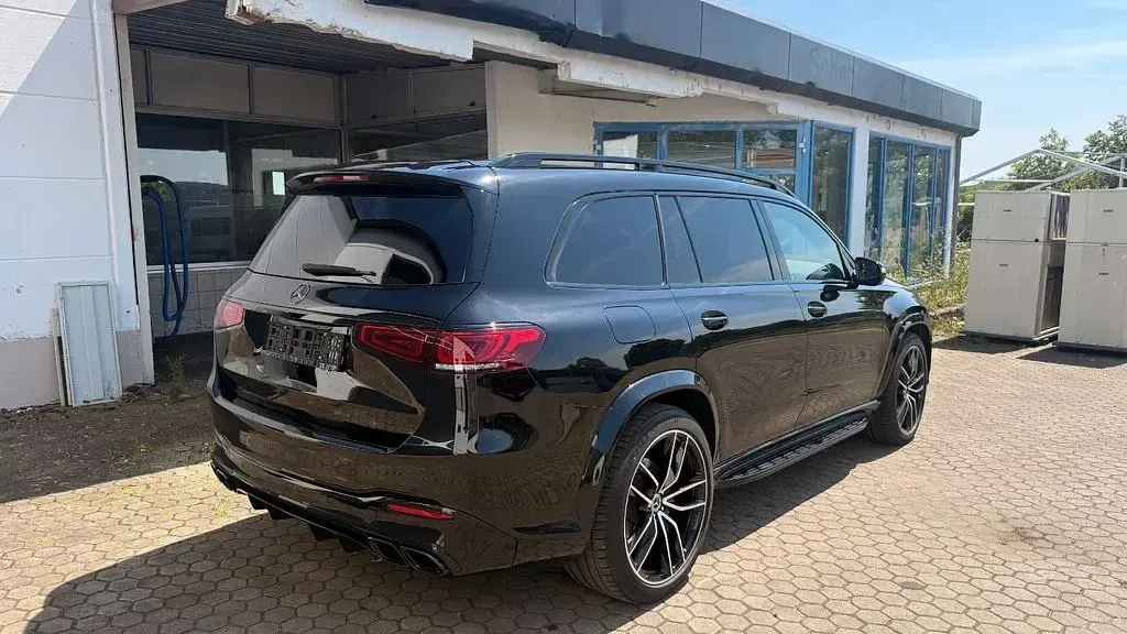 Gebraucht Mercedes GLS450 AMG 367 PS (269 kW) 2021 Schwarz SUV
