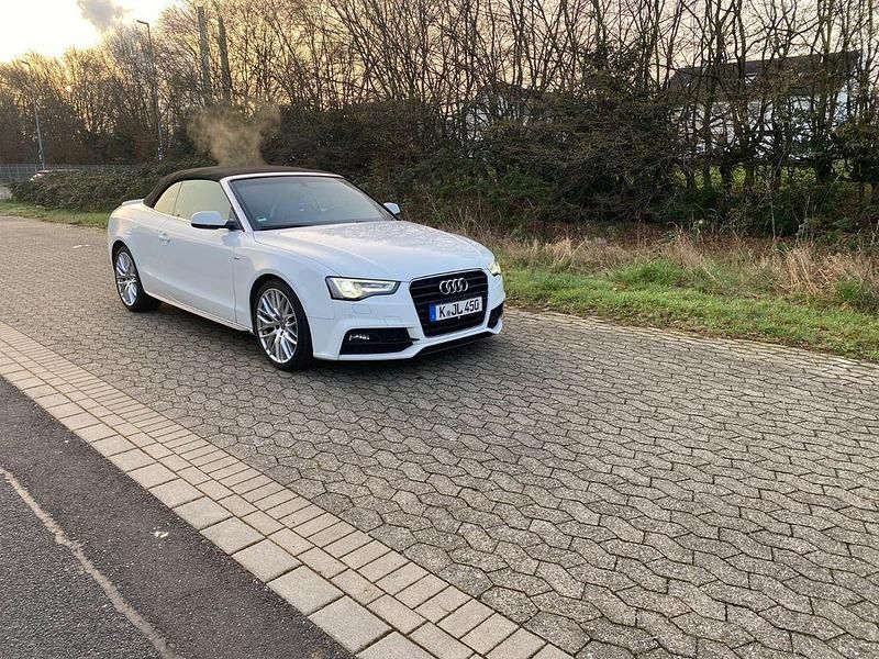 Gebraucht Audi A5 Cabriolet Ambiente 190 PS (139 kW) 2016 Weiß Cabrio