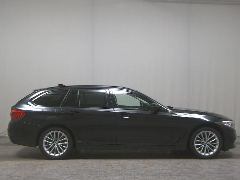 Gebraucht BMW 520 Performance 190 PS (139 kW) 2019 Schwarz Kombi