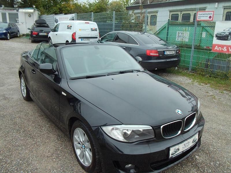 Gebraucht BMW 118 Cabriolet Advantage 143 PS (105 kW) 2012 Schwarz Cabrio