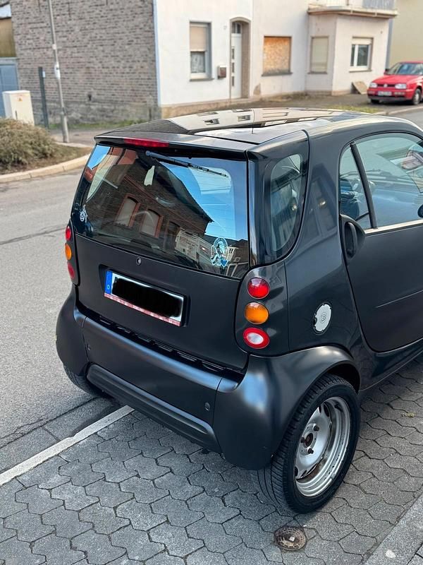 Schwarz Gebraucht 2000 Smart ForTwo Coupé Brabus Coupé | 7.500 € - Bild 1/4