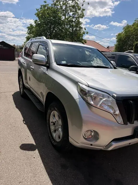 Gebraucht Toyota Land Cruiser 177 PS (130 kW) 2017 Silber SUV