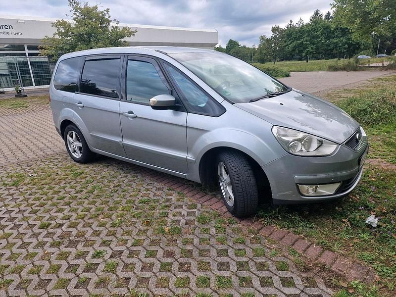 Gebraucht 2006 Ford Galaxy Van / Kleinbus | 4.500 € (Etwas zu teuer) - Bild 1/4