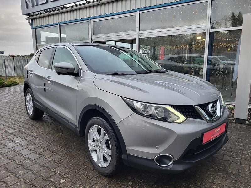 Gebraucht Nissan Qashqai N-Connecta 163 PS (119 kW) 2018 Silber SUV