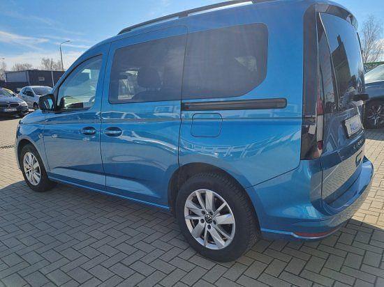 Gebraucht VW Caddy Life 122 PS (89 kW) 2021 Blau Van / Kleinbus