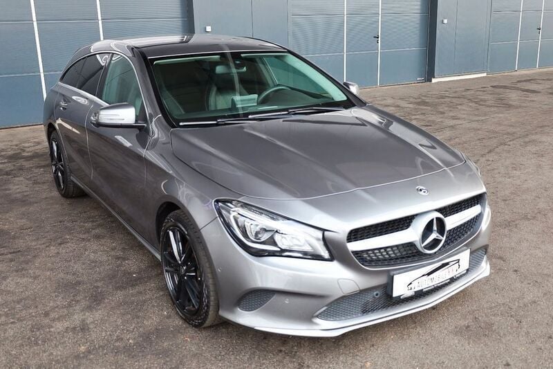 Gebraucht Mercedes CLA200 Shooting Brake Sport 136 PS (100 kW) 2017 Grau Kombi