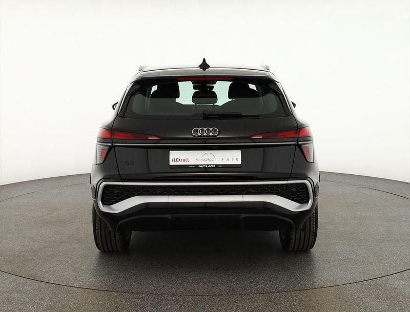 Neu Audi Q3 S-Line 150 PS (110 kW) 2025 Schwarz SUV