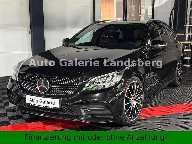 Schwarz Gebraucht 2020 Mercedes C300 AMG line Kombi | 25.990 € (Superpreis) - Bild 1/4