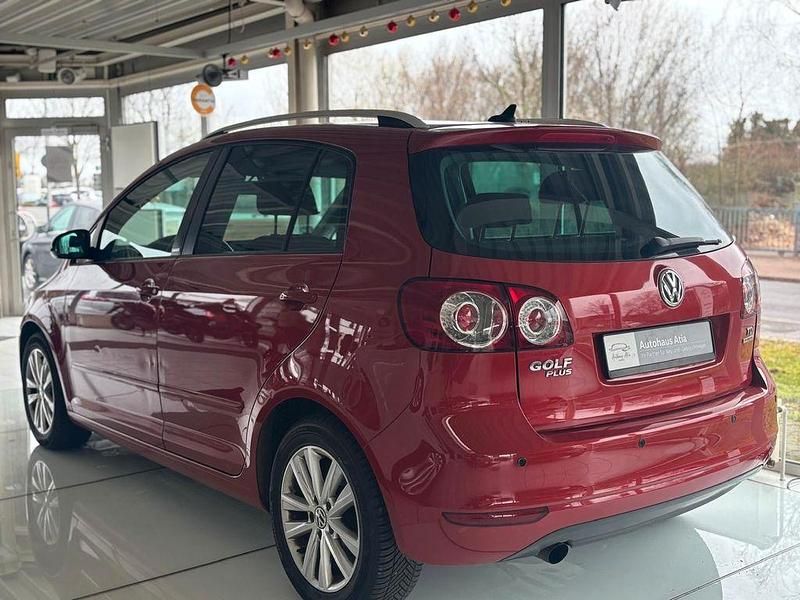 Gebraucht VW Golf Plus Cross Style 105 PS (77 kW) 2011 Rot Van / Kleinbus