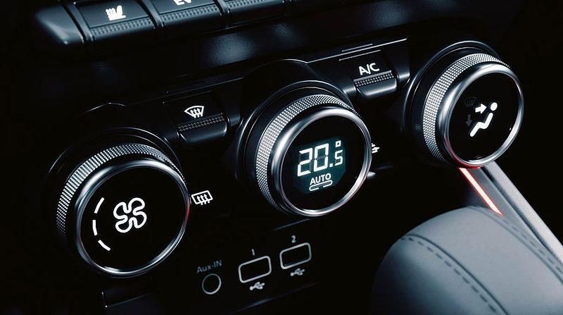 Gebraucht Mitsubishi Colt Select 143 PS (105 kW) 2024 Blau Kleinwagen