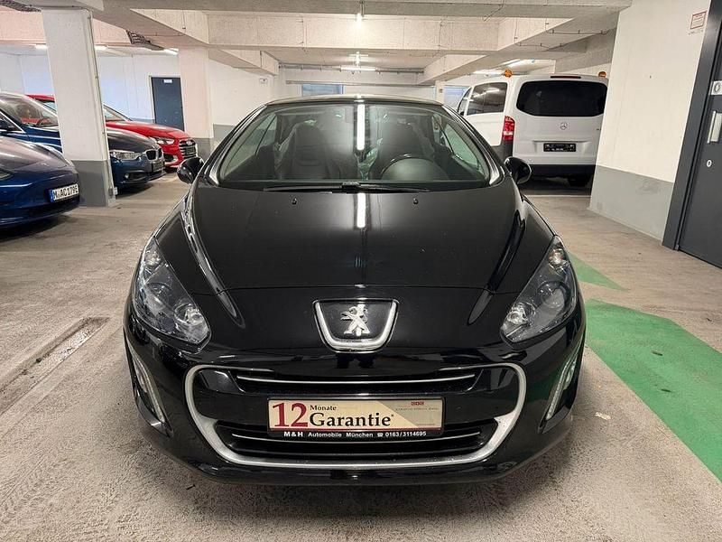 Gebraucht Peugeot 308 CC Allure 163 PS (119 kW) 2015 Noir perla nera Cabrio