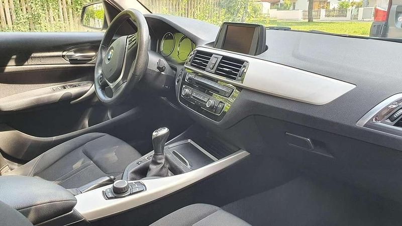 Gebraucht BMW 118 136 PS (100 kW) 2017 Grau Kleinwagen