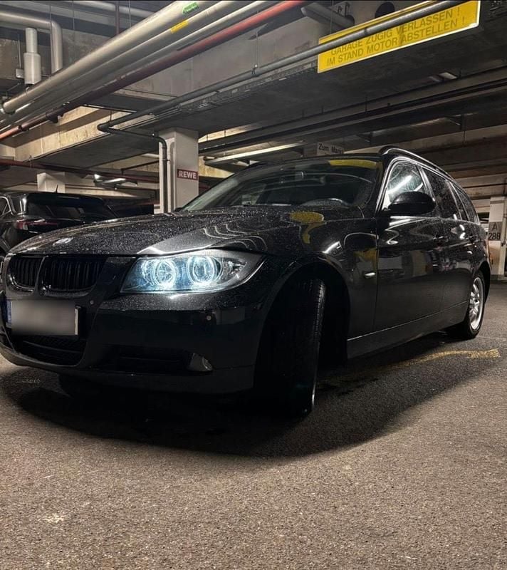 Gebraucht BMW 320 Cabriolet 150 PS (110 kW) 2007 Schwarz Cabrio