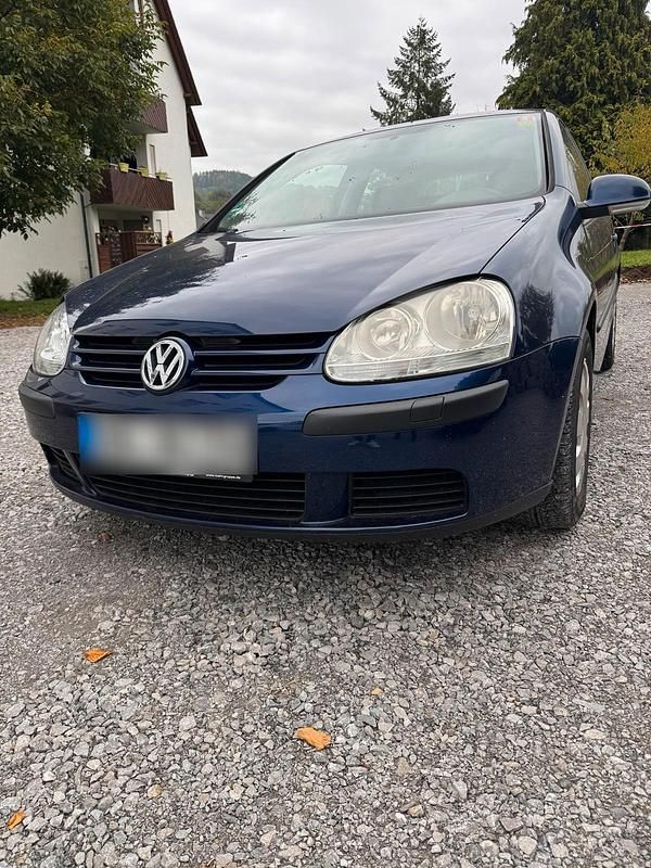 Blau Gebraucht 2005 VW Golf IV Kleinwagen | 450 € (Superpreis) - Bild 1/4