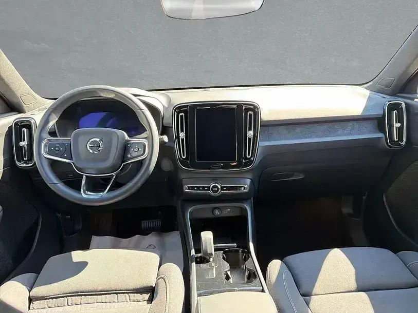 Gebraucht Volvo XC40 Plus 169 kW (231 PS) 2023 Black stone SUV