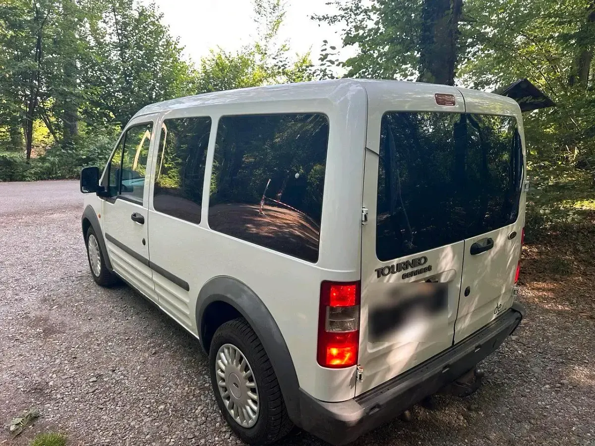 Gebraucht Ford Tourneo Connect 90 PS (66 kW) 2008 Weiß Van / Kleinbus
