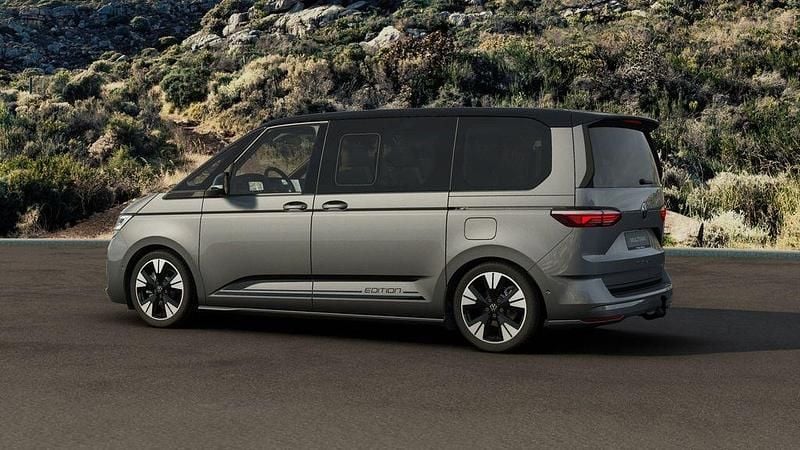 Second-hand VW Multivan Pro 150 CP (110 kW) 2025 Gri Monovolum