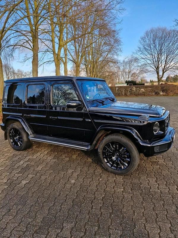 Gebraucht Mercedes G400 330 PS (242 kW) 2023 Schwarz SUV