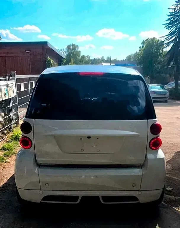 Gebraucht Smart ForTwo Coupé 71 PS (52 kW) 2011 Weiß Coupé