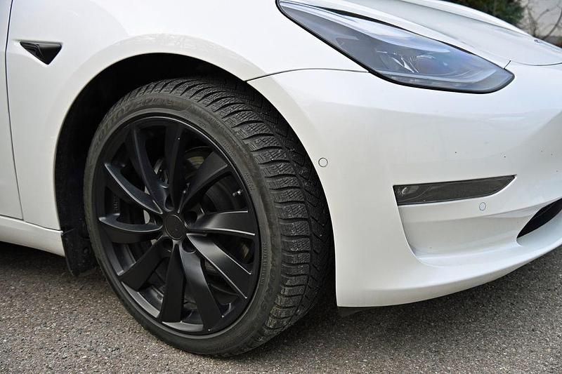 Gebraucht Tesla Model 3 350 kW (476 PS) 2021 Weiß Limousine