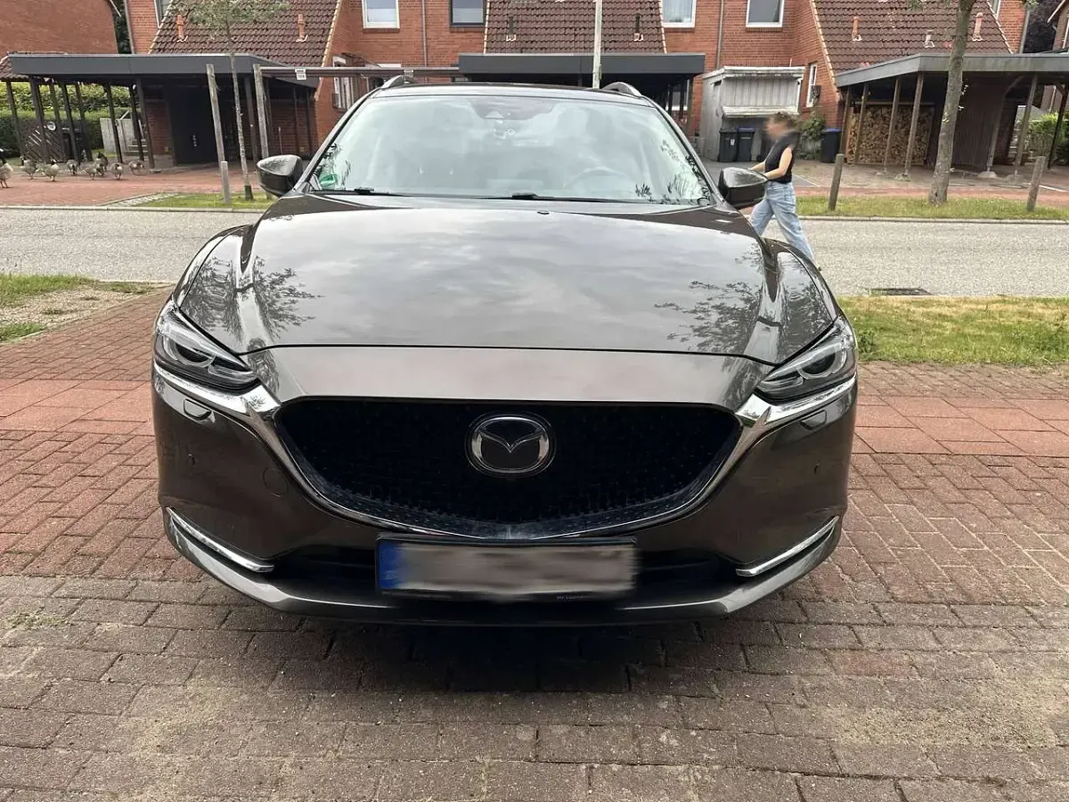 Gebraucht Mazda 6 Signature 194 PS (142 kW) 2018 Braun Kombi