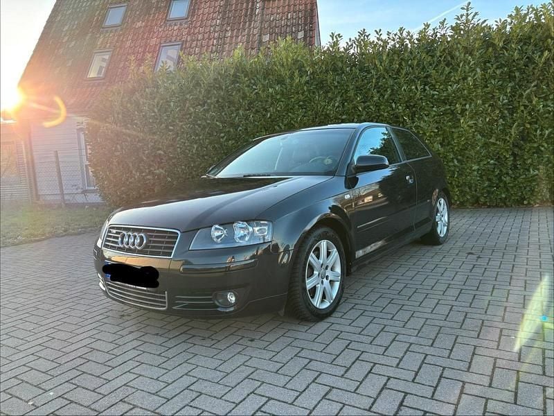 Schwarz Gebraucht 2005 Audi A3 S-Line Kleinwagen | 2.500 € (Guter Preis) - Bild 1/4