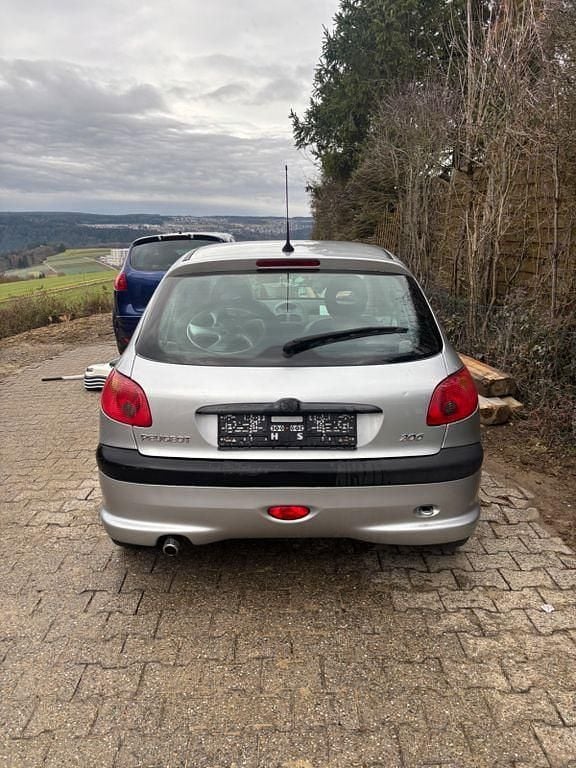 Silber Gebraucht 2001 Peugeot 206 Limousine | 980 € (Guter Preis) - Bild 1/4
