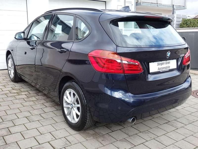 Gebraucht BMW 218 136 PS (100 kW) 2018 Imperialblaumetallic Van / Kleinbus