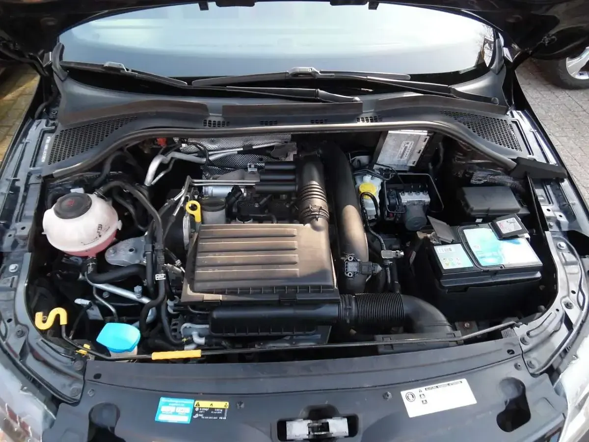 Gebraucht Skoda Rapid Monte Carlo 125 PS (91 kW) 2017 Schwarz Kleinwagen