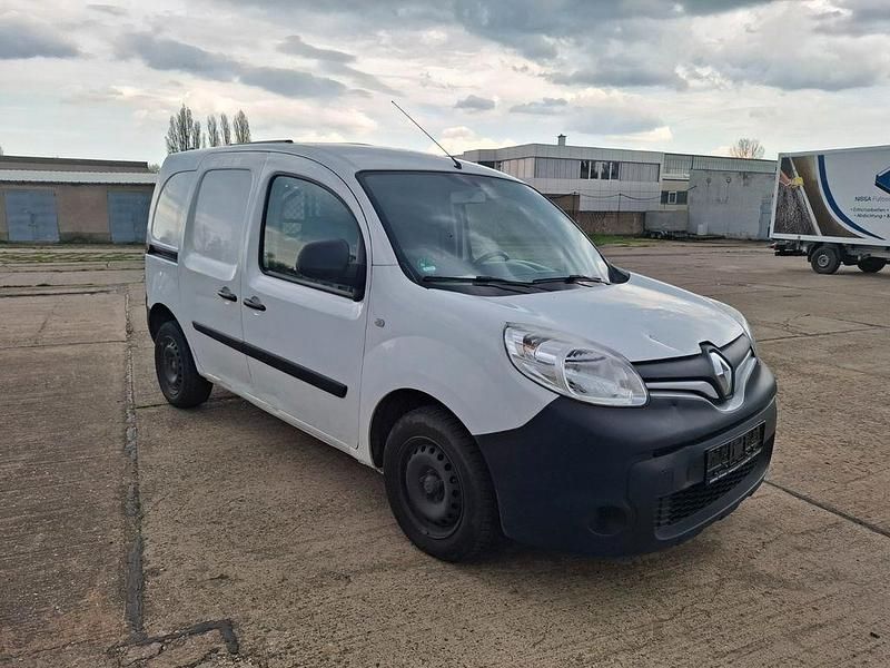 Usado Renault Kangoo Rapid Extra 90 HP (66 kW) 2018 Branco Monovolume