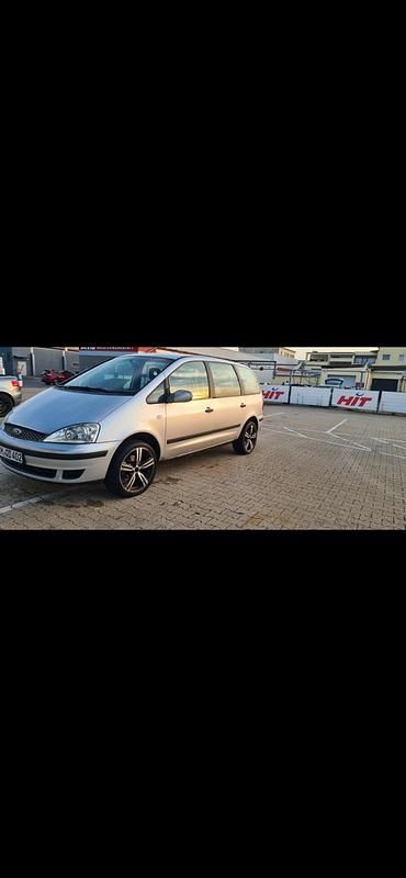 Silber Gebraucht 2006 Ford Galaxy Van / Kleinbus | 750 € (Superpreis) - Bild 1/4