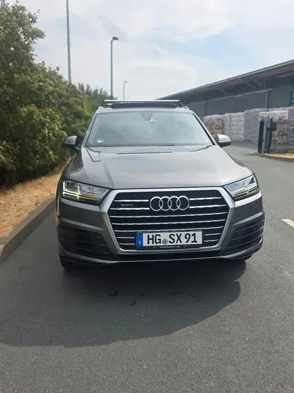 Gebraucht Audi Q7 Ambiente 272 PS (200 kW) 2015 Grau SUV