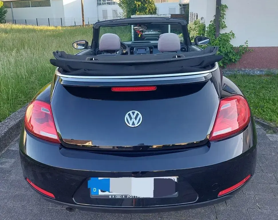 Gebraucht VW Beetle Allstar 105 PS (77 kW) 2016 Schwarz Kleinwagen