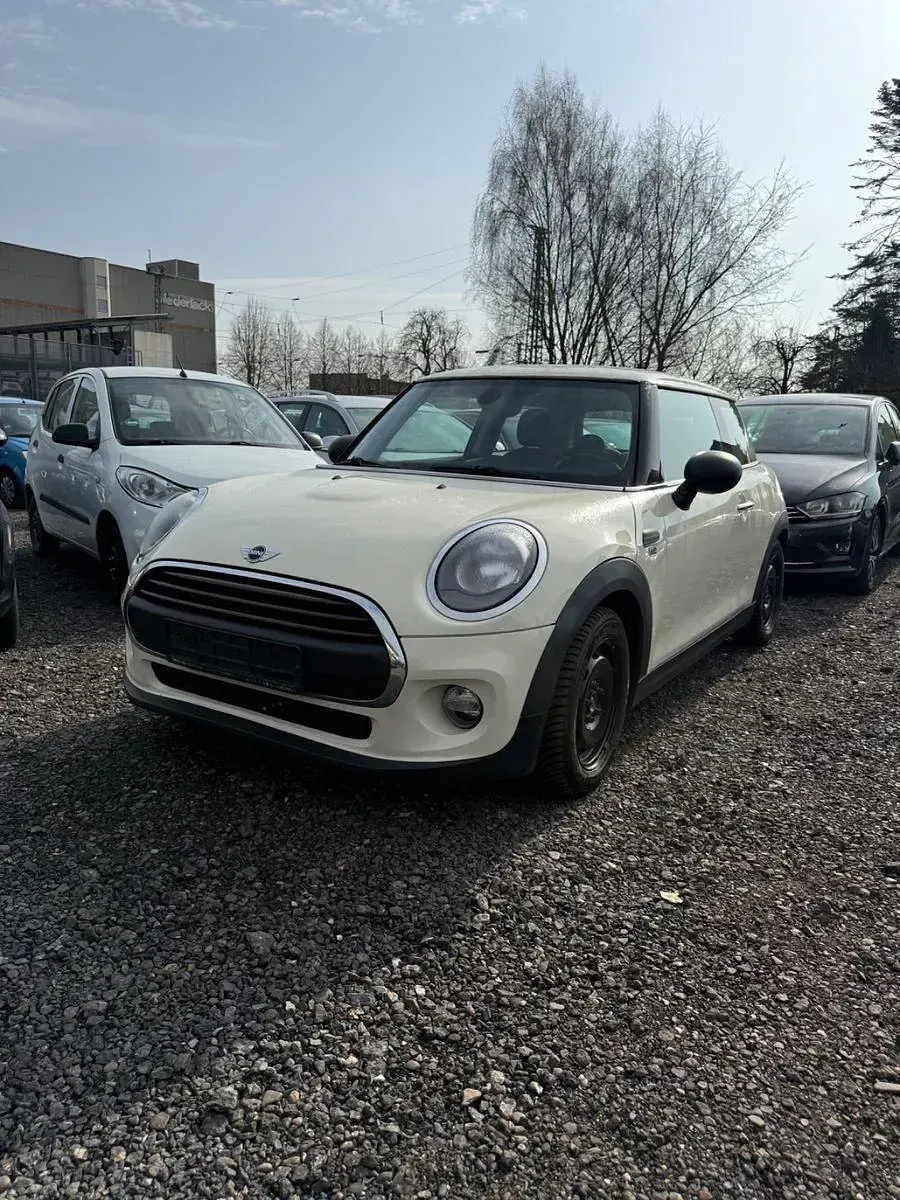 Gebraucht Mini ONE 102 PS (75 kW) 2016 Weiß Kleinwagen